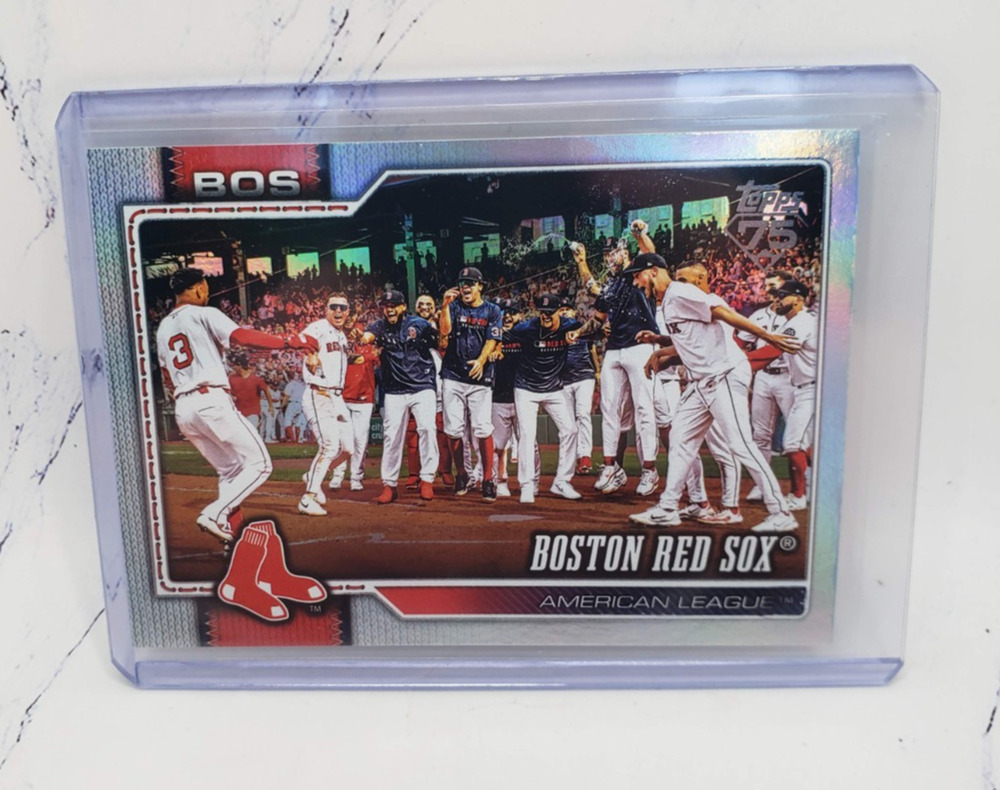 2026 Topps Series 1 Boston Red Sox Team Card 198 Rainbow Foil